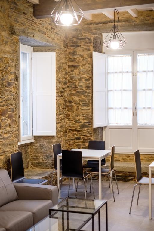 Pension Domus Gallery Arzúa Extérieur photo