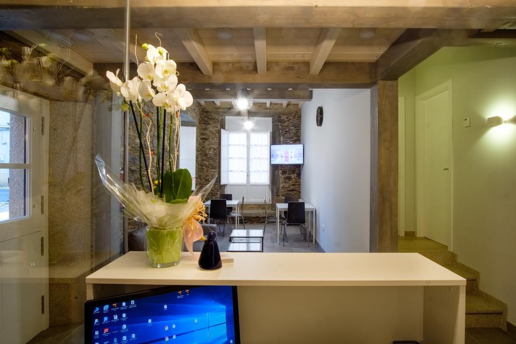 Pension Domus Gallery Arzúa Extérieur photo